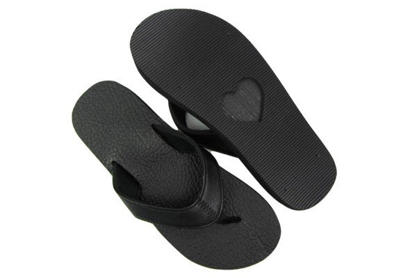 Amor Black Yoga Mat Flip Flops Total View